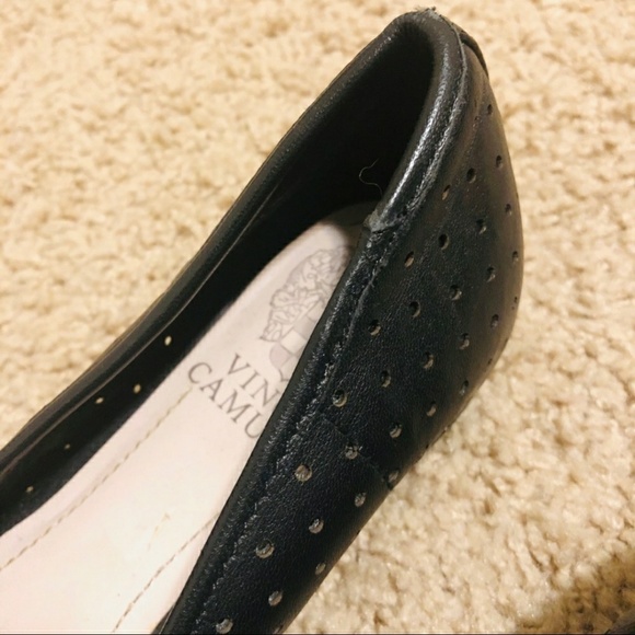 Vince Camuto Flats - Picture 3 of 6